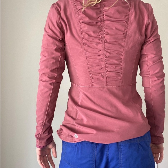 Lululemon jacket - Picture 3 of 4